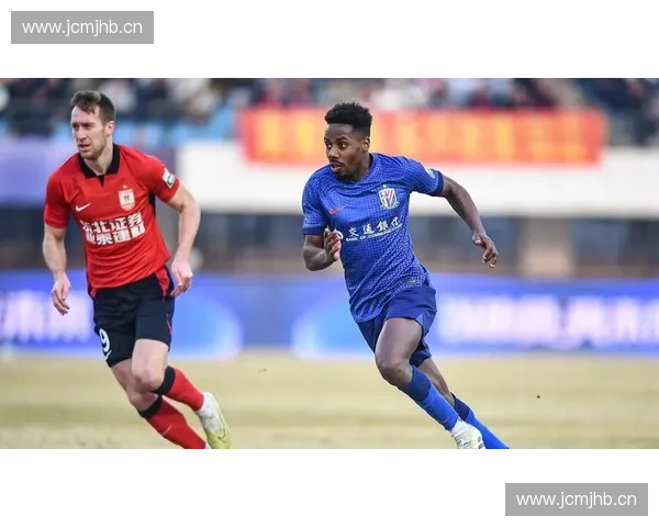 上海申花足球队奋力拼搏追梦前行新赛季展望与挑战解析